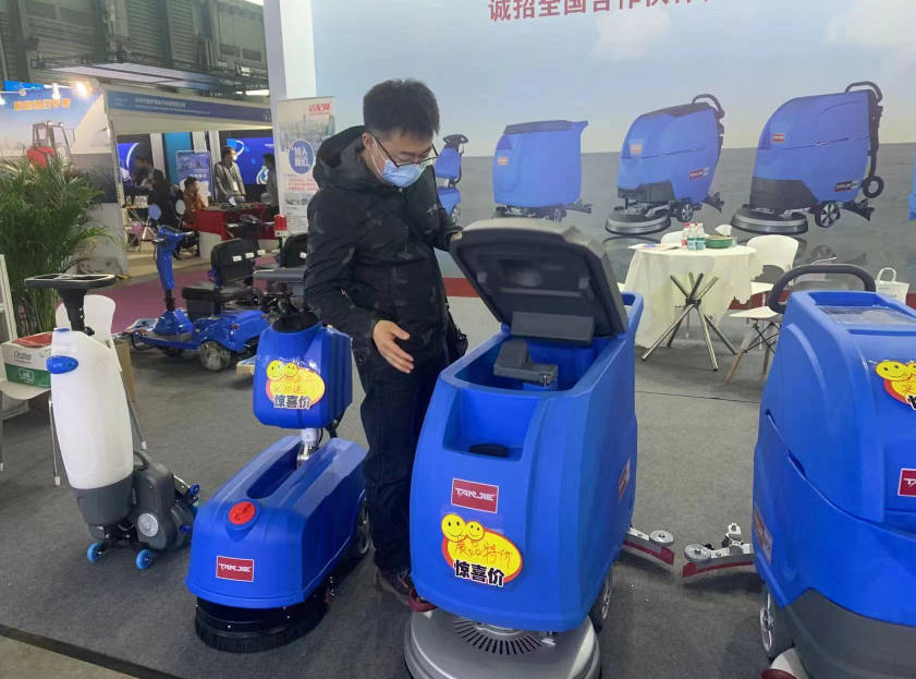 黄山坦洁洗地机公司致力于电动洗地机的生产、销售和服务百家